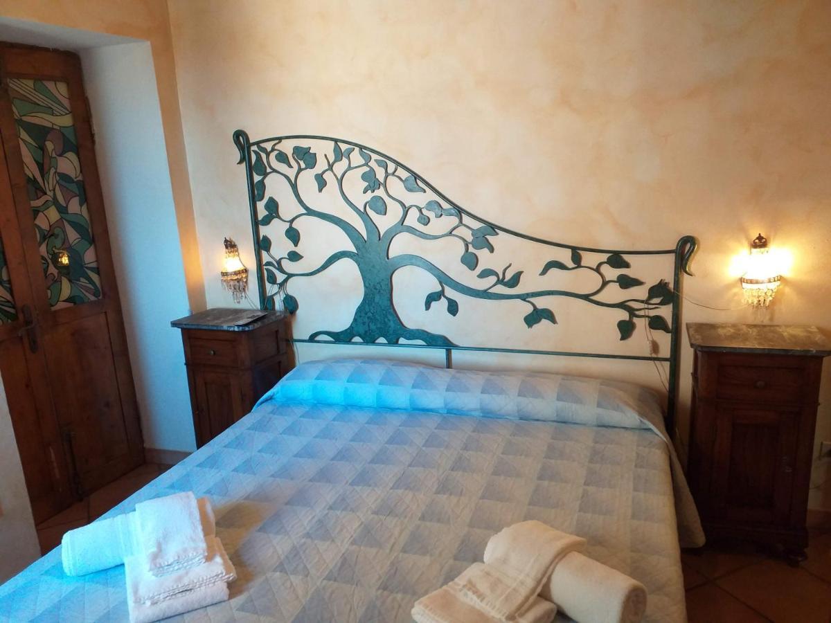 Affittacamere Licenza N.1 Presso La Magica Torre Pitigliano Eksteriør bilde