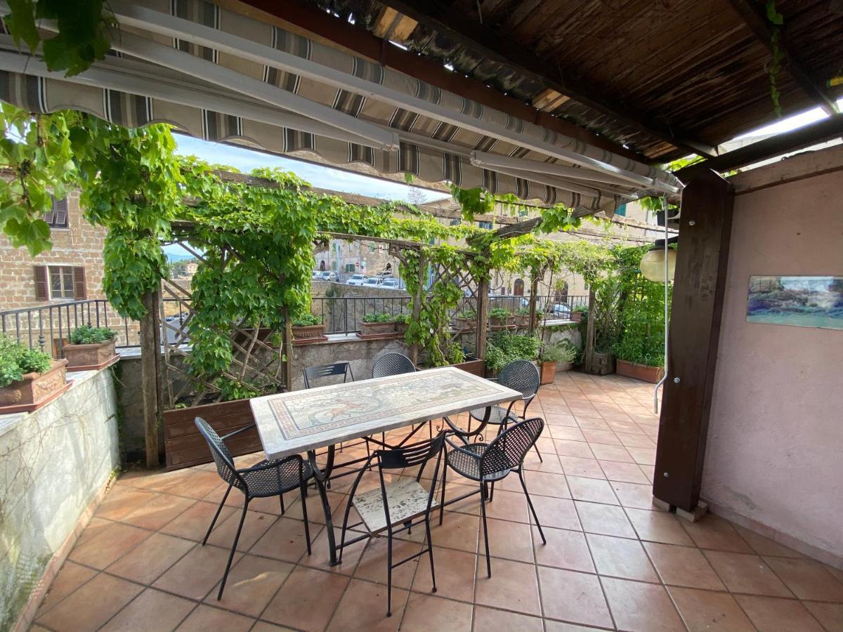 Affittacamere Licenza N.1 Presso La Magica Torre Pitigliano Eksteriør bilde