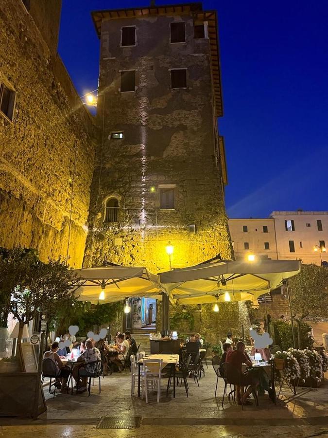 Affittacamere Licenza N.1 Presso La Magica Torre Pitigliano Eksteriør bilde