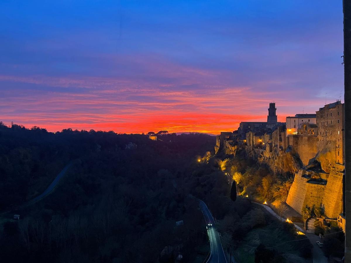 Affittacamere Licenza N.1 Presso La Magica Torre Pitigliano Eksteriør bilde